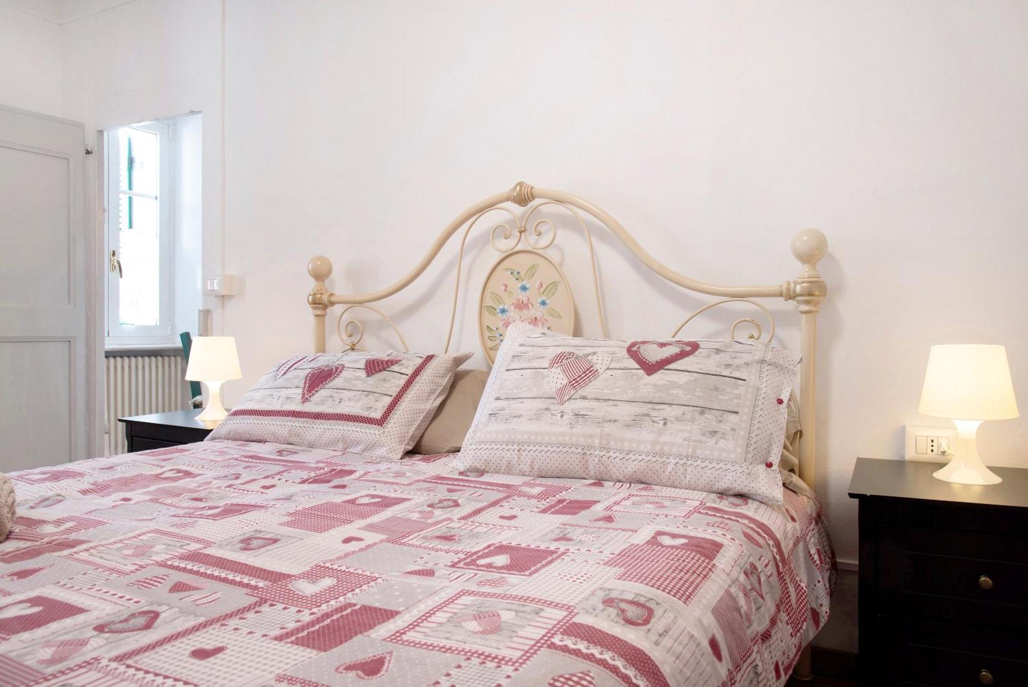 La Vecchia Torre Apartment Porto Valtravaglia Bagian luar foto
