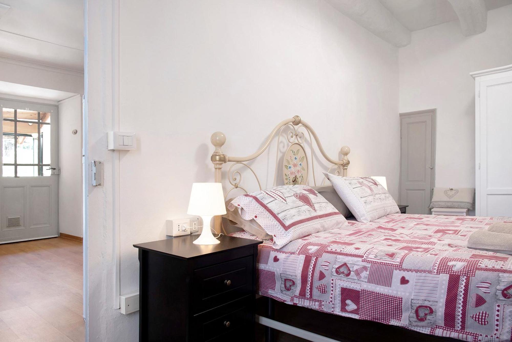 La Vecchia Torre Apartment Porto Valtravaglia Bagian luar foto